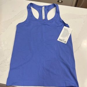 Lululemon swiftly tech racerback 2.0, size 6. NWT.